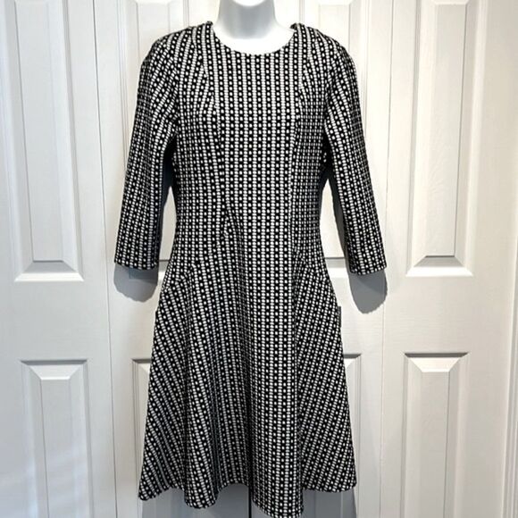 Calvin Klein Black/White 3/4 Sleeve Fit & Flare Dress Size 4 - Picture 1 of 12